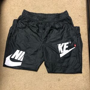 NIKE Windbreaker Joggers